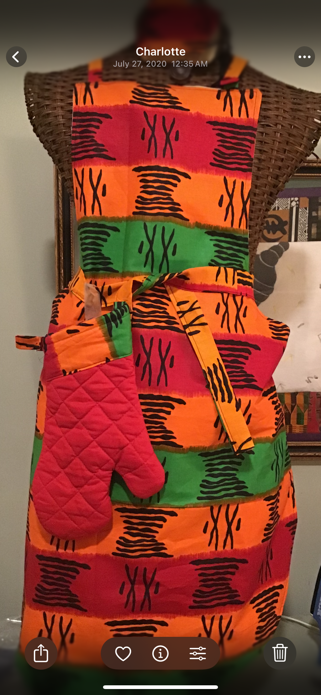 2 pc. Kitchen Apron Sets / 1 apron  1 oven mitt